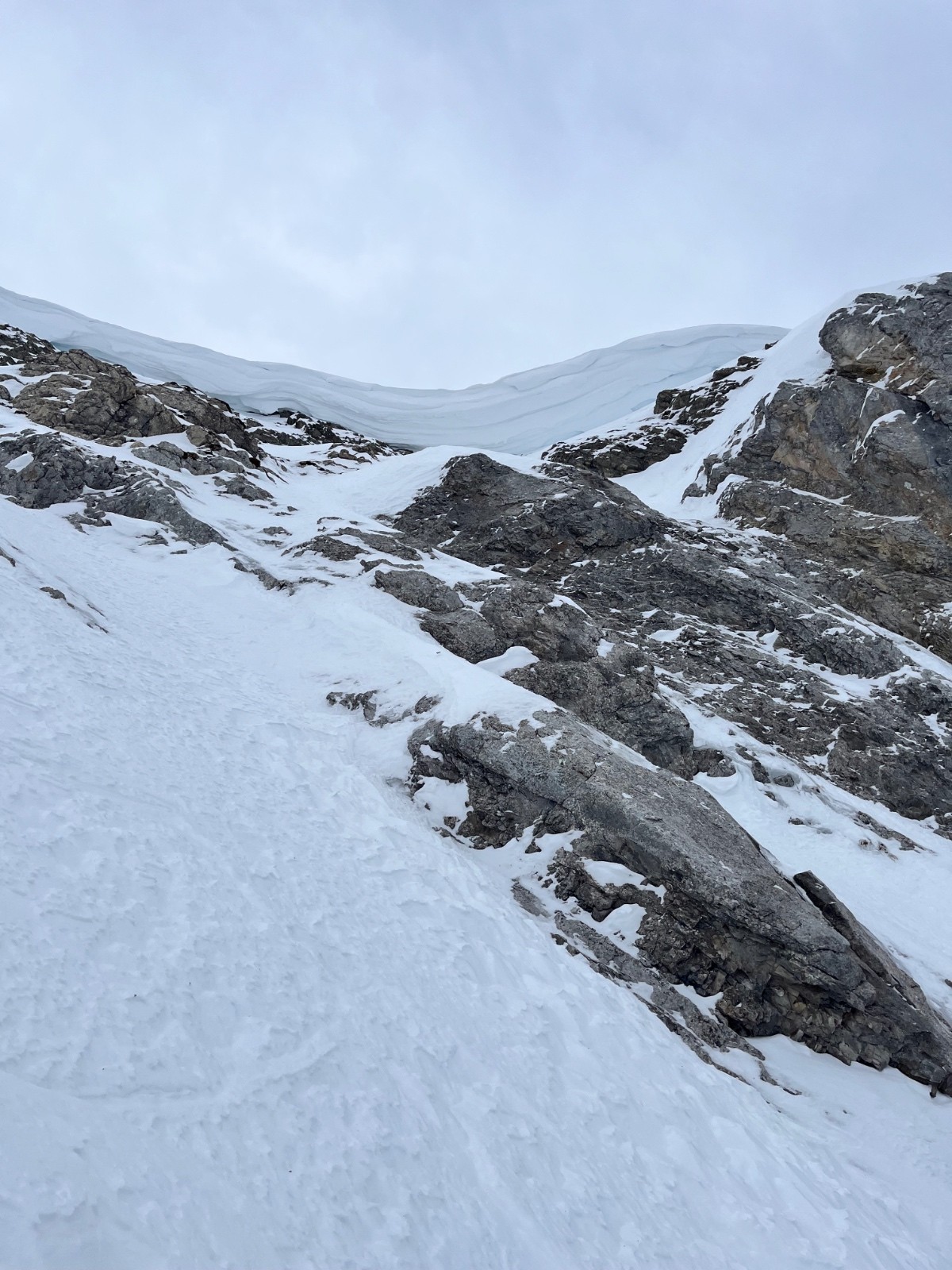 La corniche du sommet&nbsp;