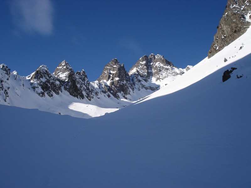 début de la combe : on sort des vernes et on découvre ce cirque magnifique