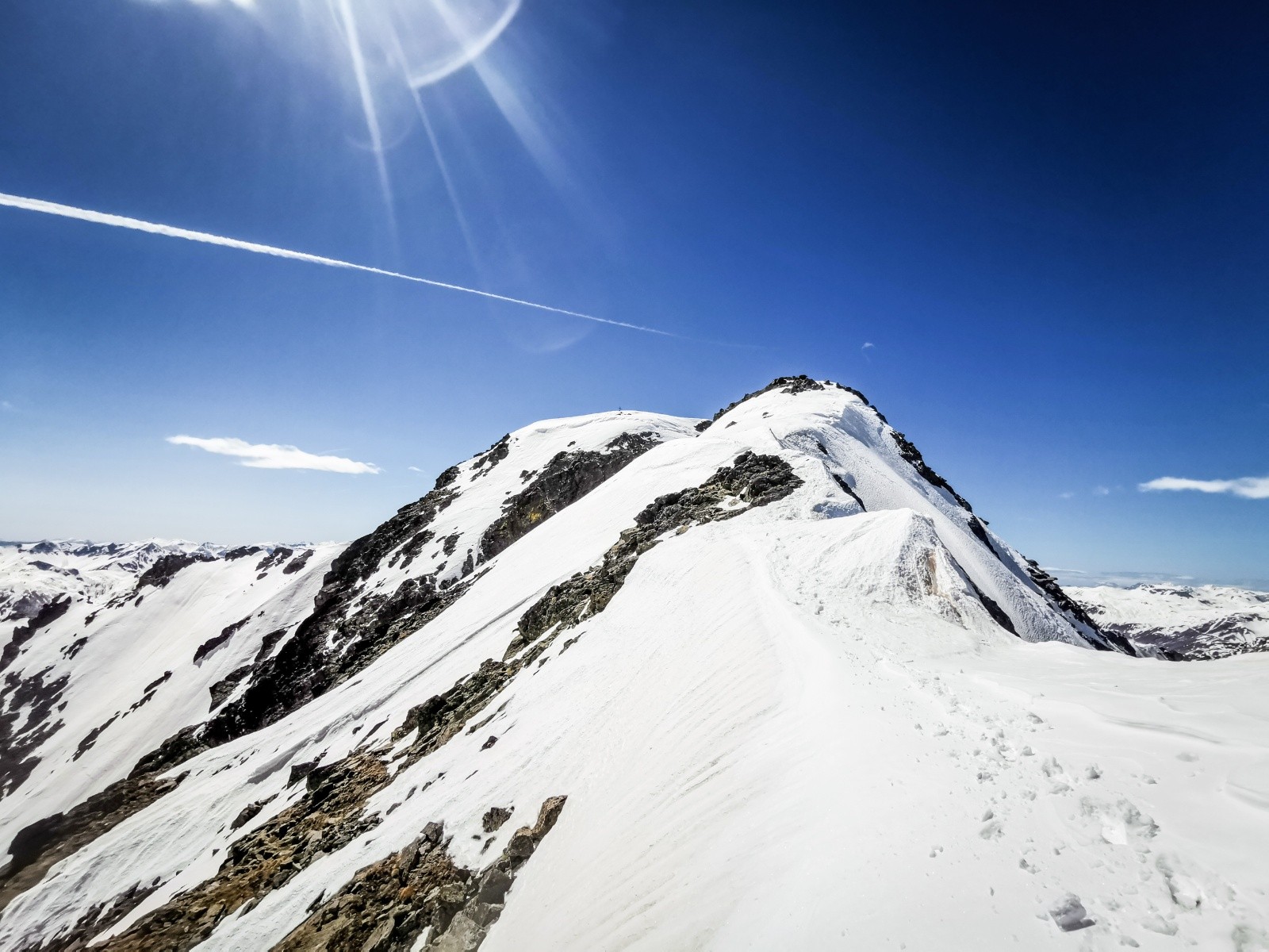 #13 Descente du Ténibre par un bout d Descente du Ténibre par un bout d'arête