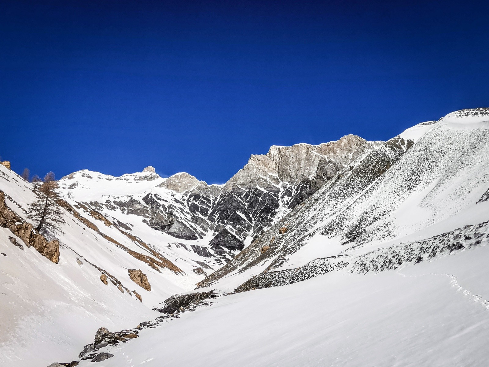 #5 La brèche skiée, depuis le Salso Moreno La brèche skiée, depuis le Salso Moreno