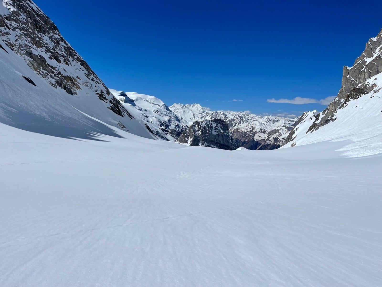 #7 Moquette 5⭐️ ici à partir de 10h55 Moquette 5⭐️ ici à partir de 10h55