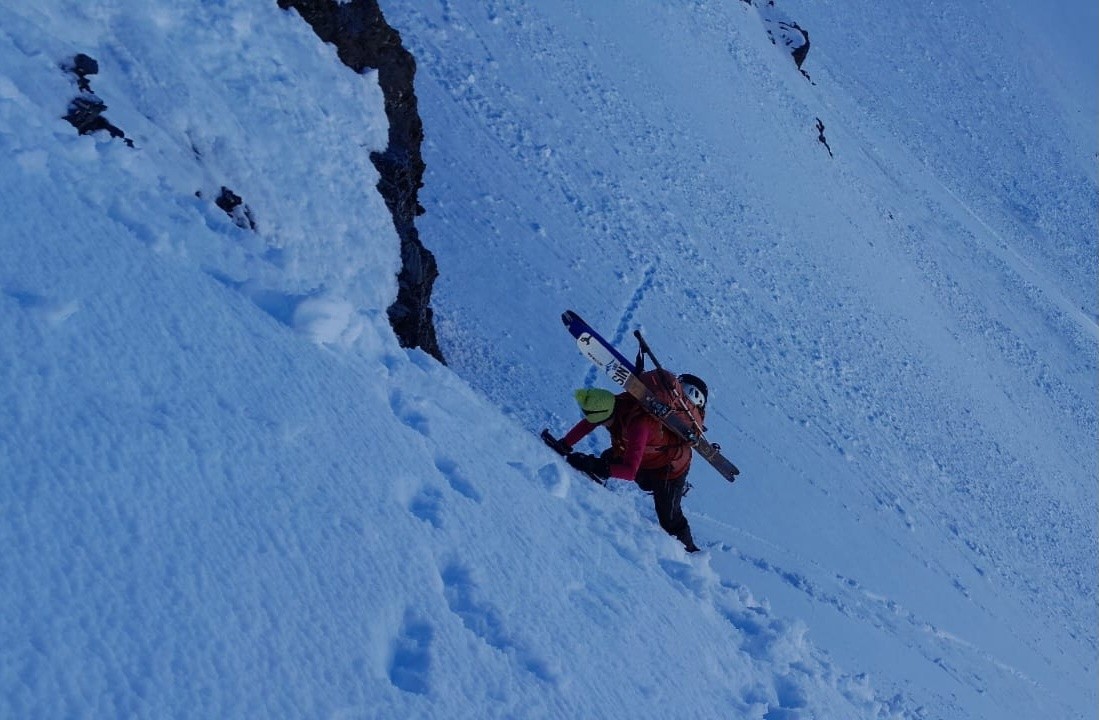 #6 Premier ressaut, pour sortir de la Grande Combe: le crux.  Premier ressaut, pour sortir de la Grande Combe: le crux.