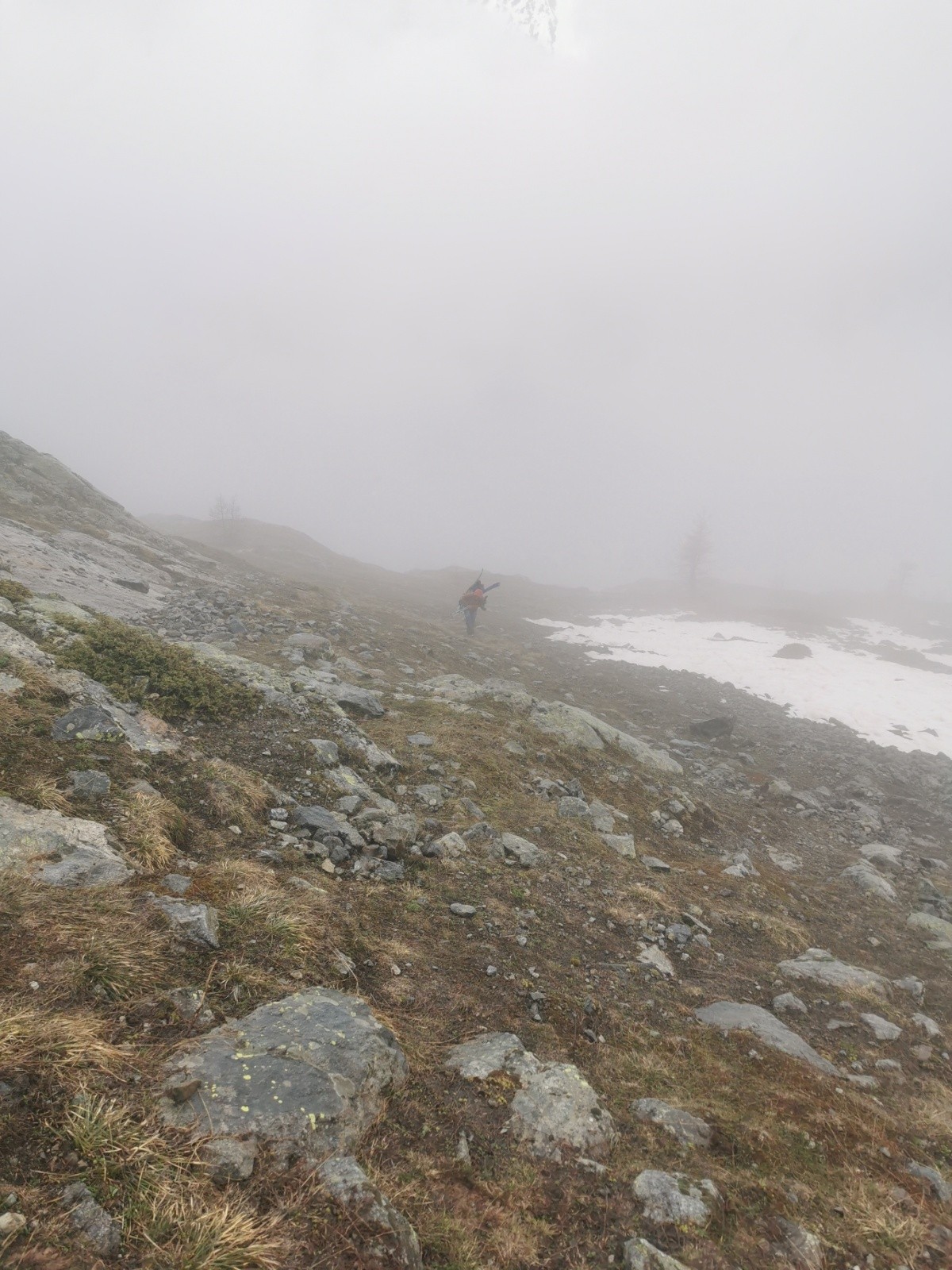 &nbsp;Montée ai Refuge sous la pluie