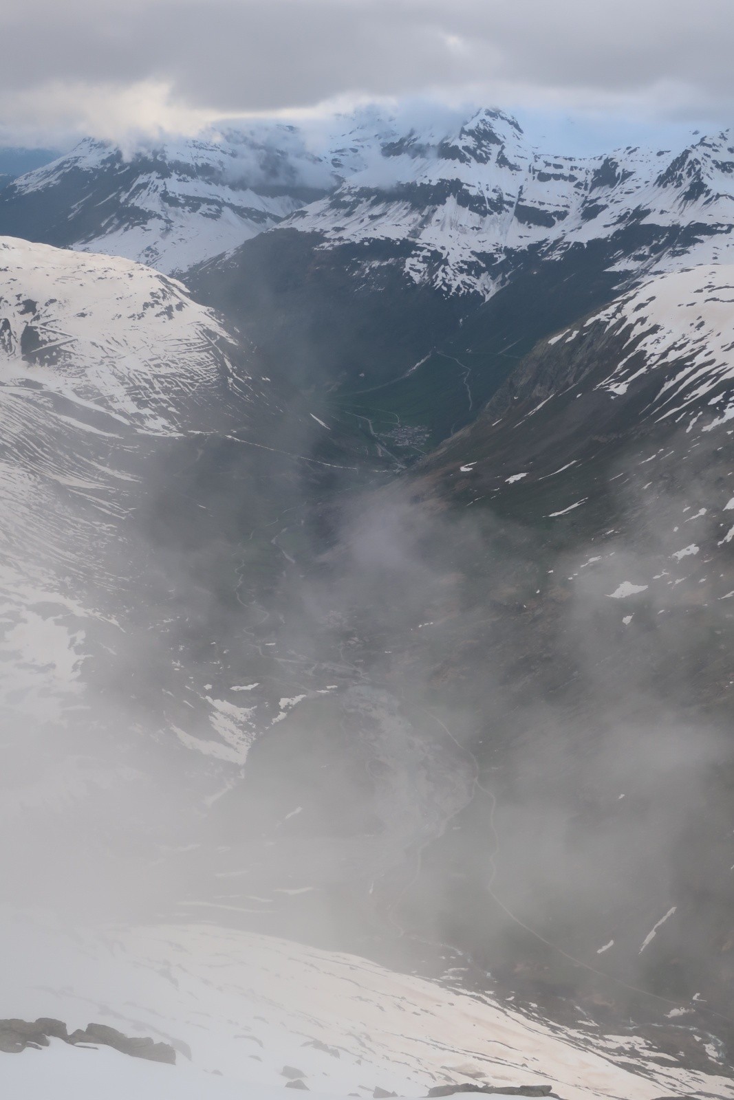 Du sommet, vue plongeante sur Bonneval