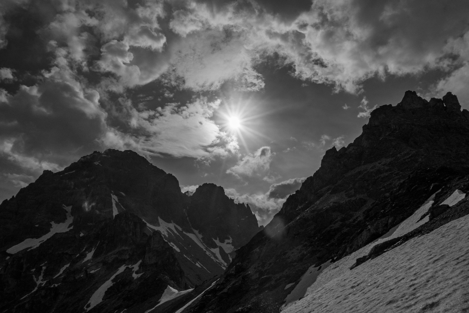 La plus belle éclaircie du jour, pile au sommet de la crête sous la Mandette/Tête Noire