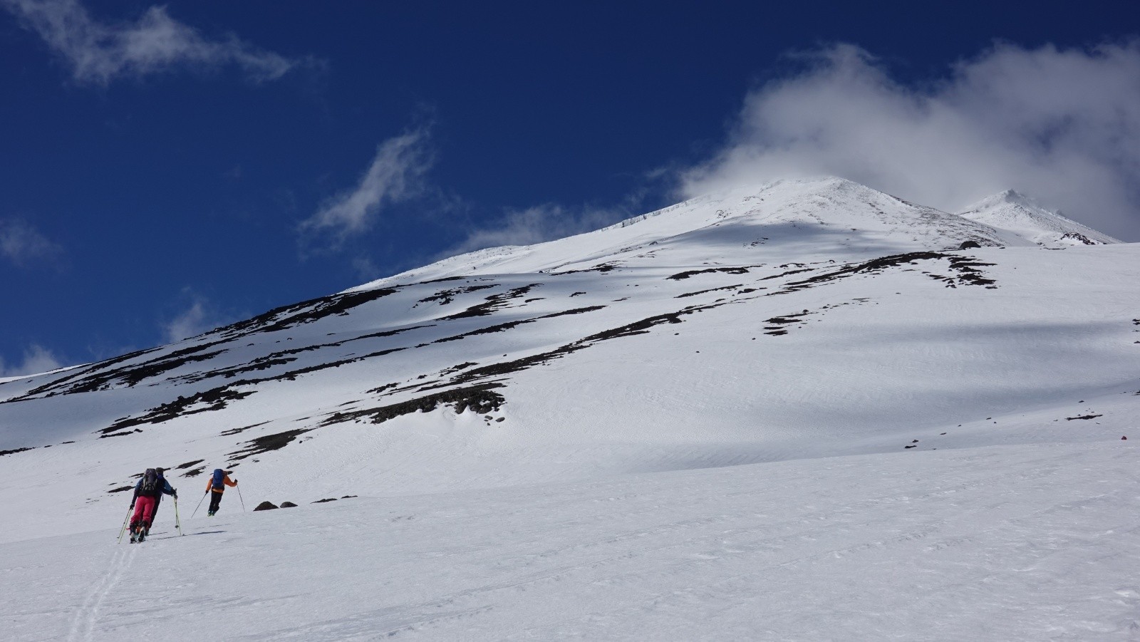 En cours d'ascension sous le volcan Lonquimay