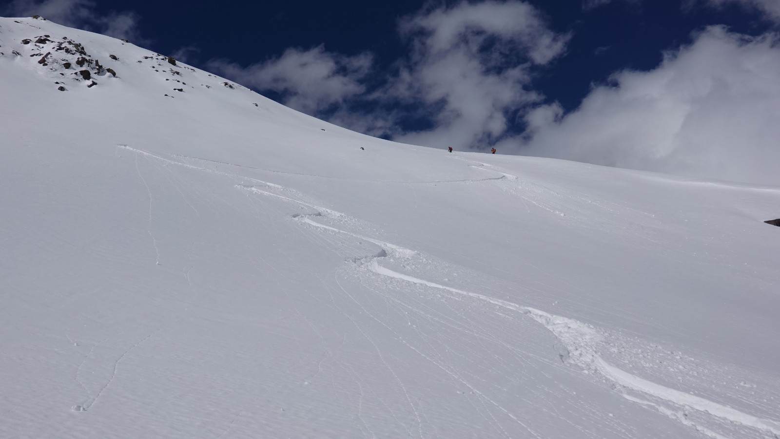 Dernière descente avec toujours une poudreuse excellente