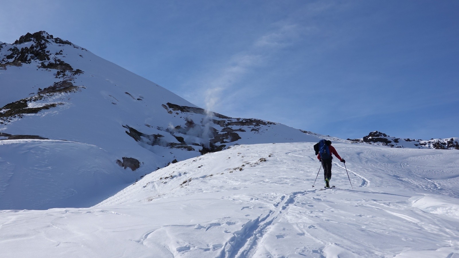 En montant vers le Col permettant de rejoindre le Valle Hermoso