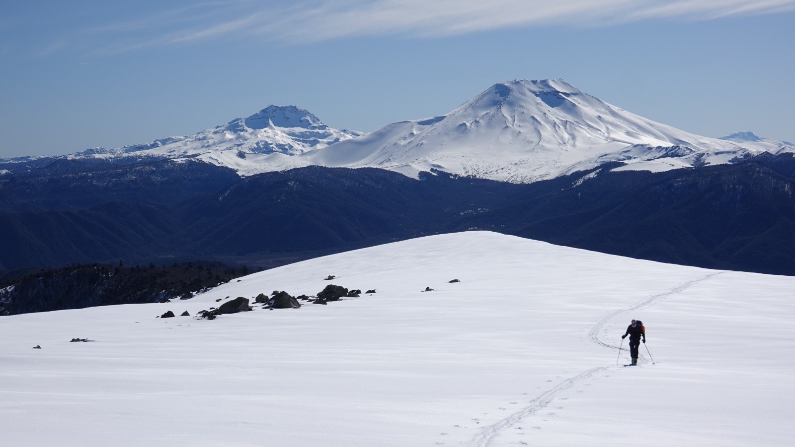 Du ski sur de grands espaces avec les volcans Toluhaca et Lonquimay