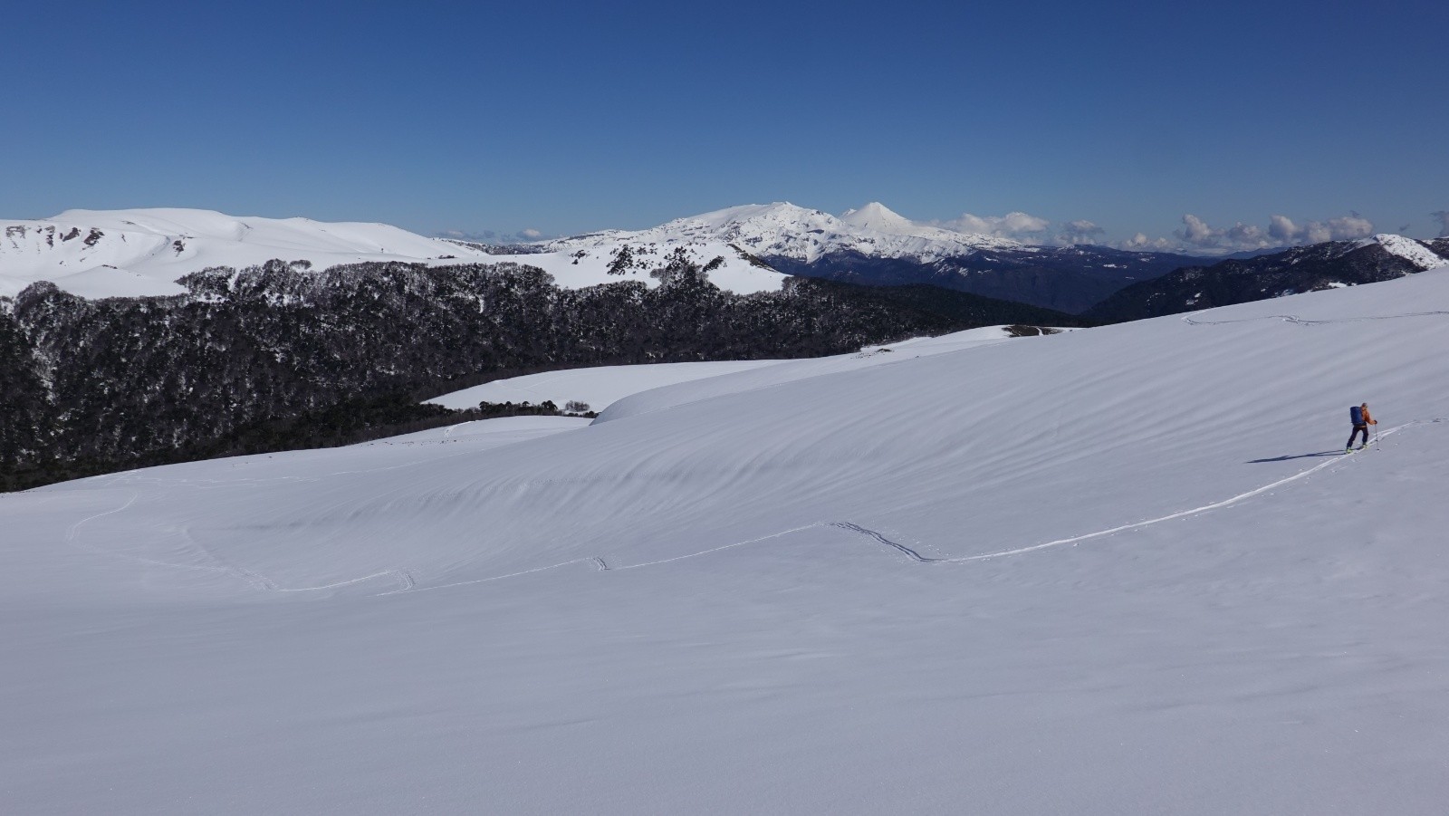 Remontée au Cerro Nueve