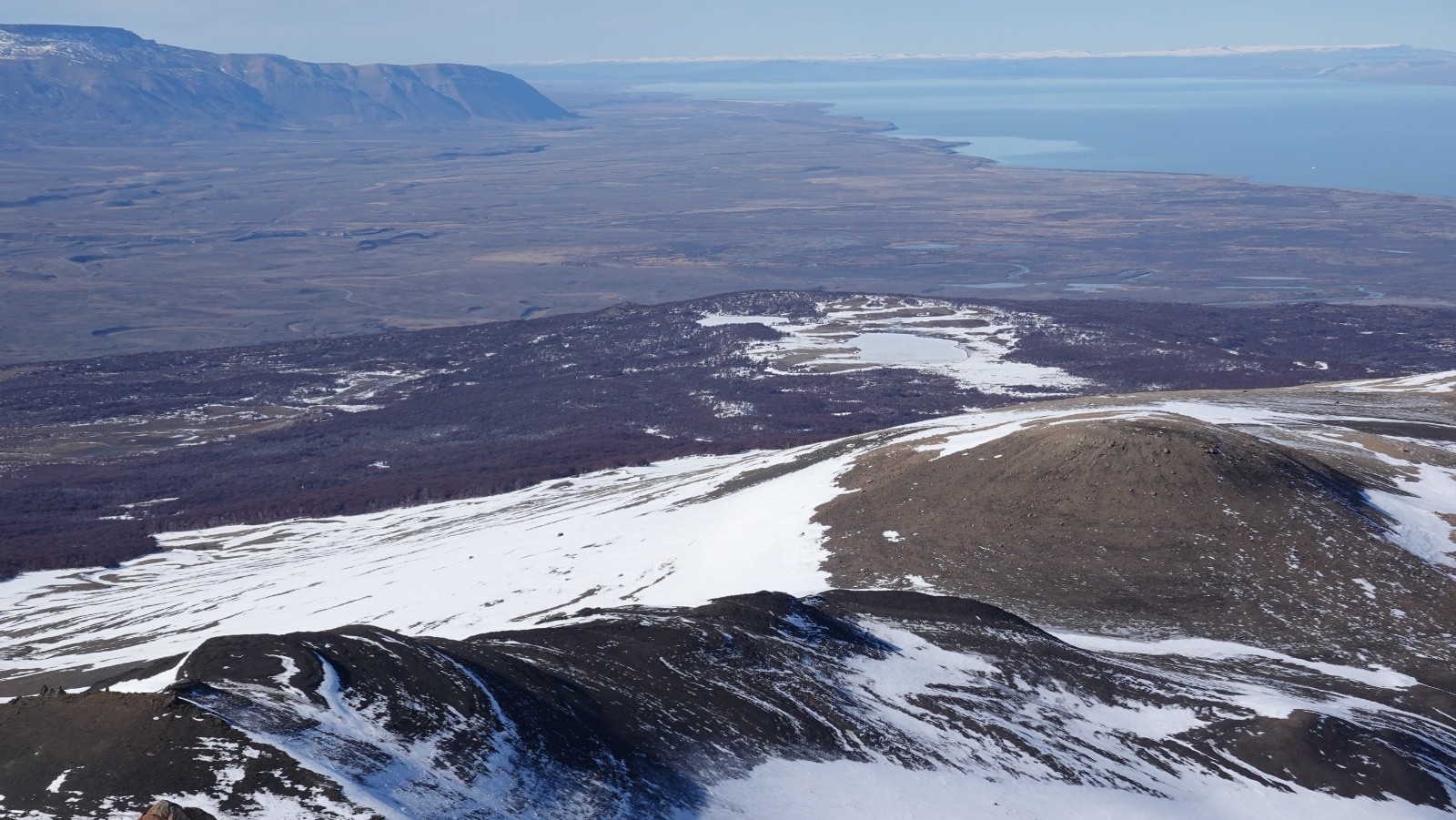 coup d'œil dans le rétro et la Laguna Gemelas et le Lago Viedma