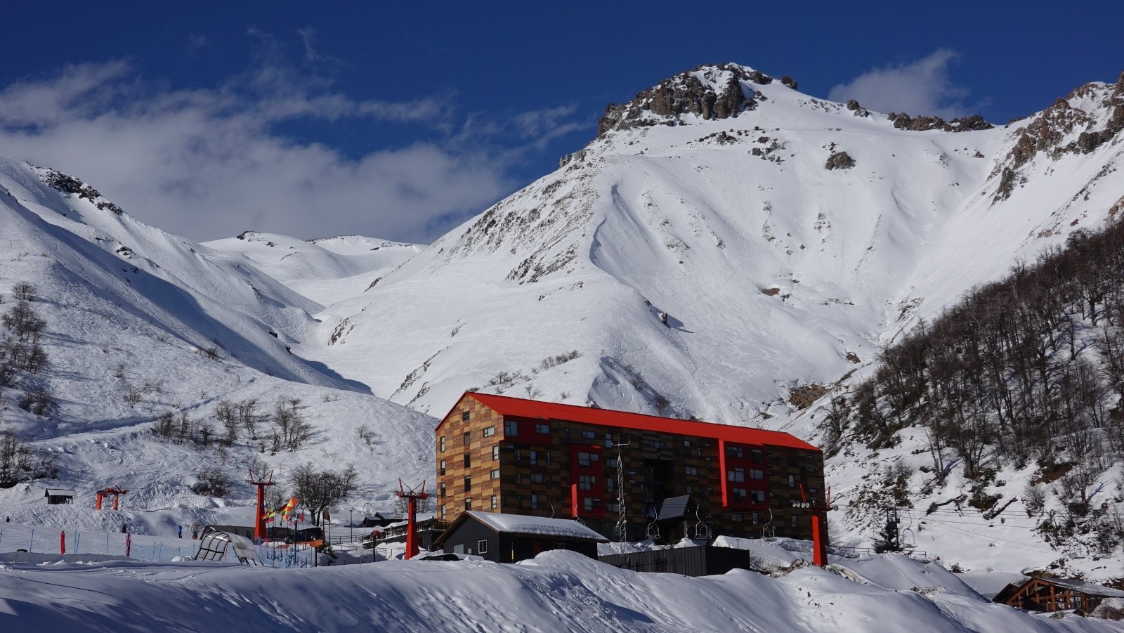 Le vallon du Pirigallo vu depuis le bas de la station de Nevados de Chillan