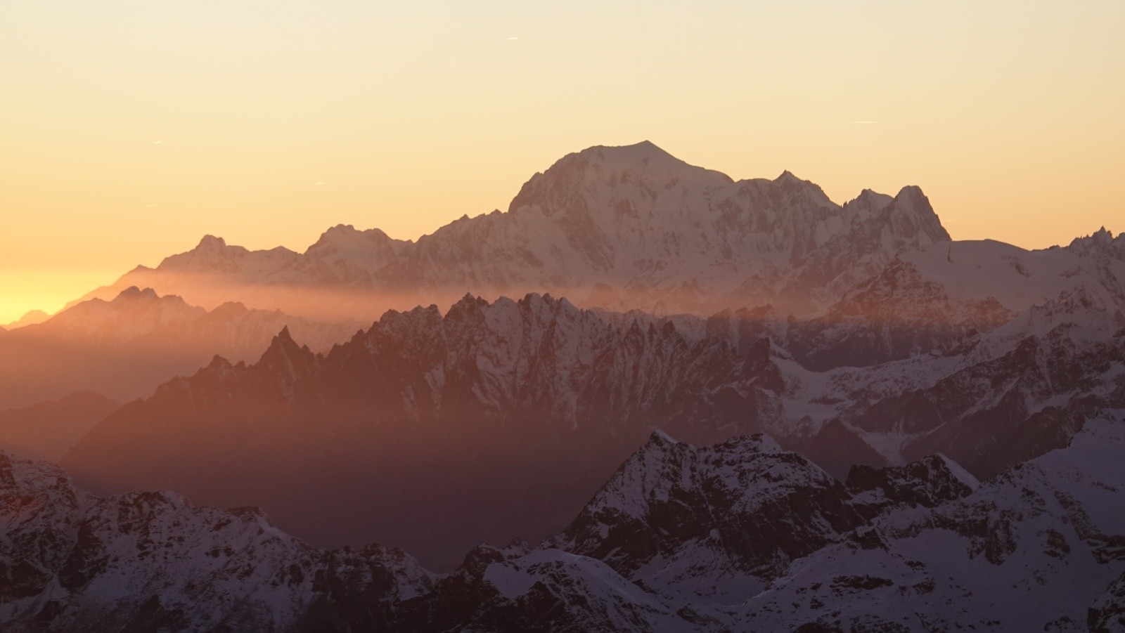 Coucher de soleil sur le Mont Blanc