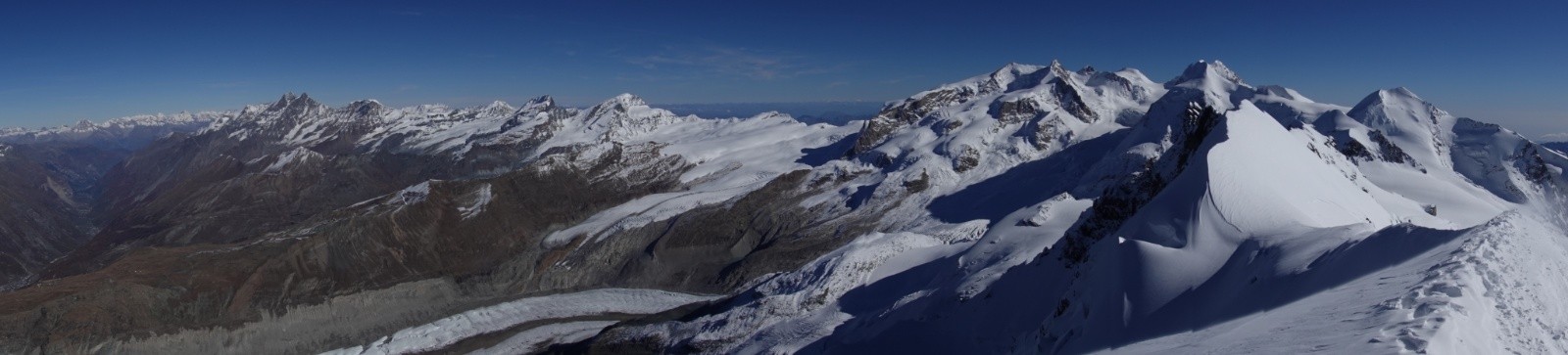 Panorama sur les groupe du Monte Rosa