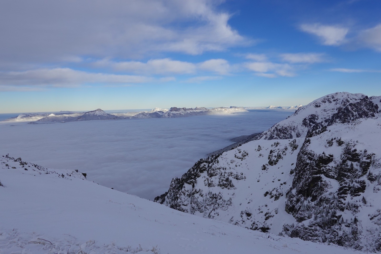 La Chartreuse de A à Z. Observez la courbure de la terre