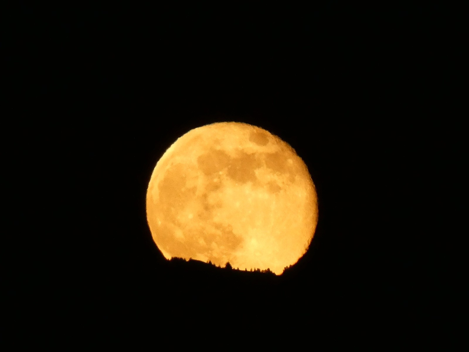  Lever de lune sur le Semnoz