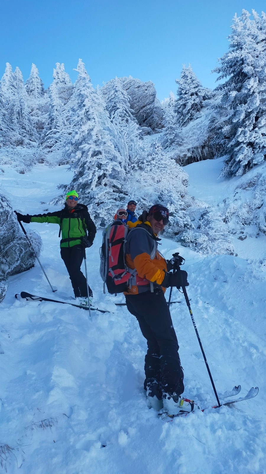 #8 La belle équipe dans le couloir bien rapé La belle équipe dans le couloir bien rapé