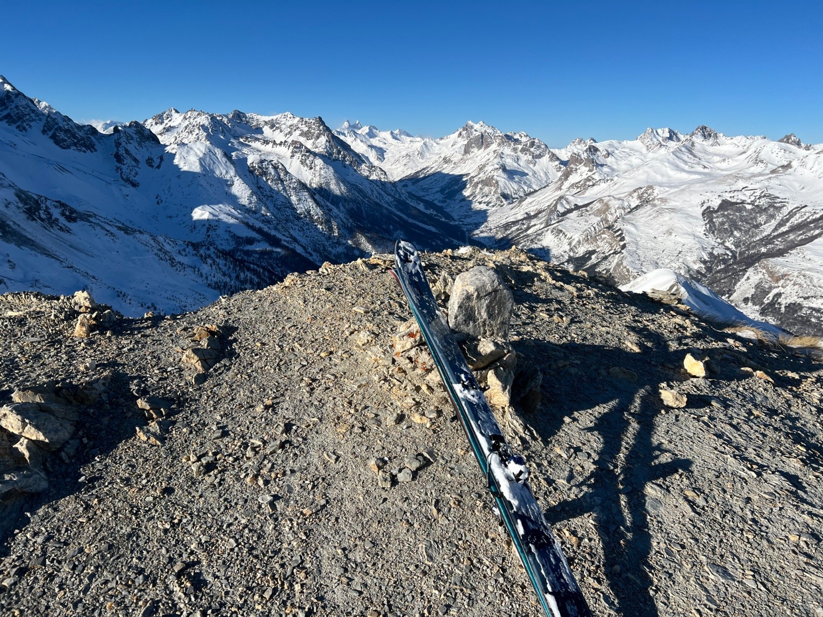 &nbsp;Sommet Cucumelle sec !