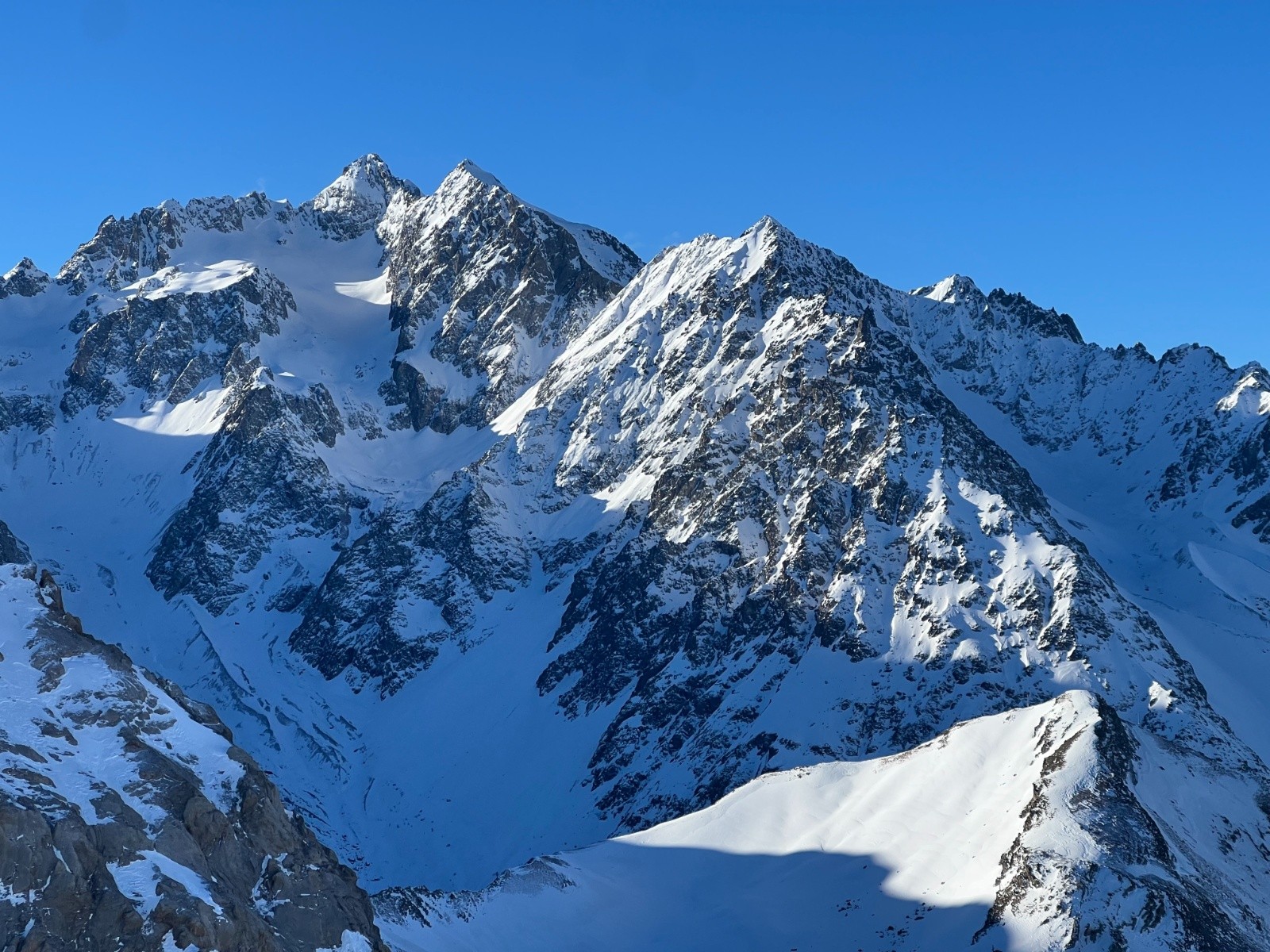 &nbsp;Agneaux - Jabel - Crête du Lauzas - Pic du Casset