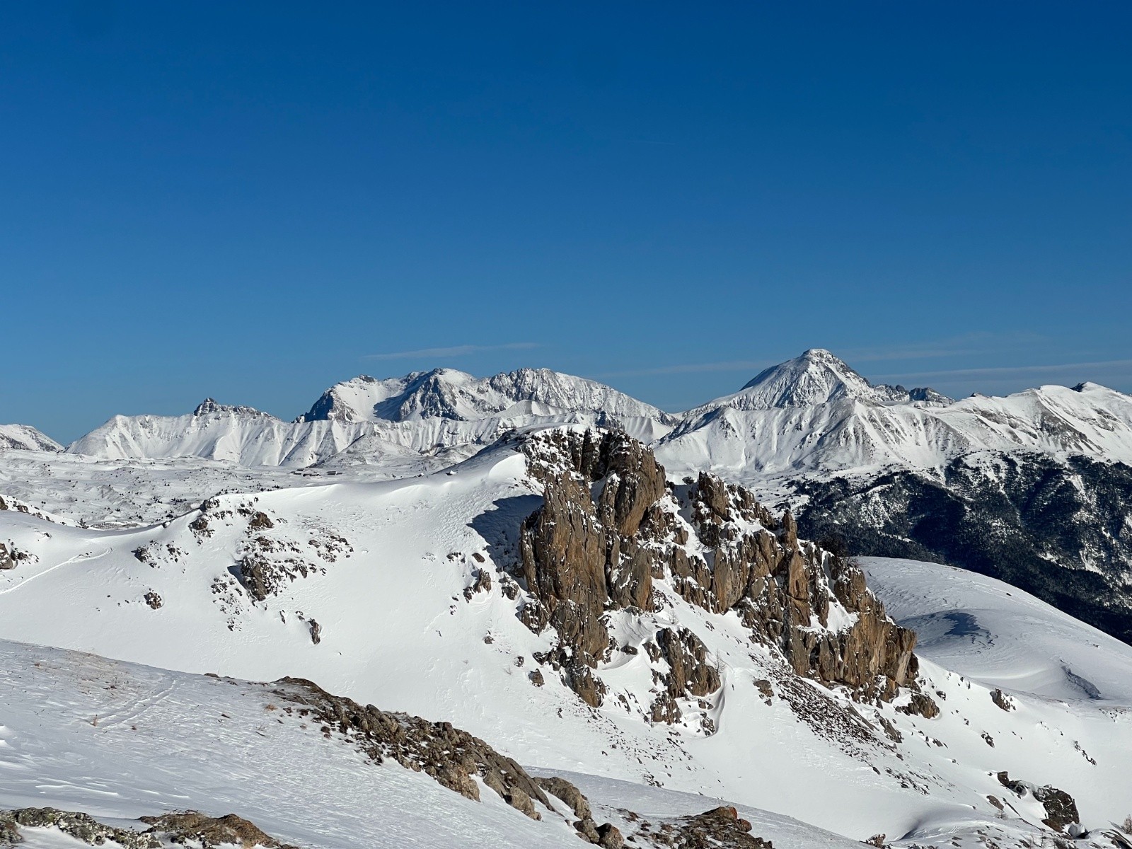 &nbsp;Pointe des Rochers Charniers et Chaberton