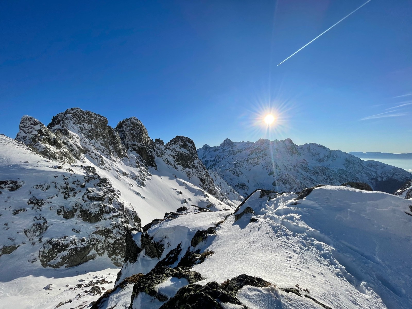 Vue sur les arêtes du Pin à l’Aigleton