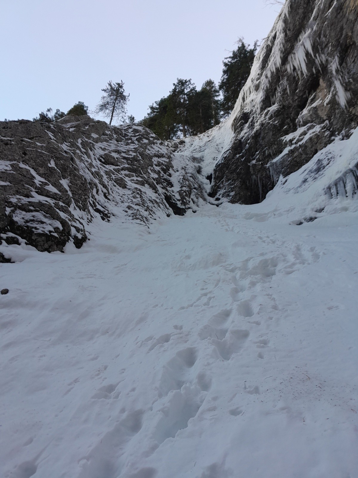 &nbsp;Contournement cascade