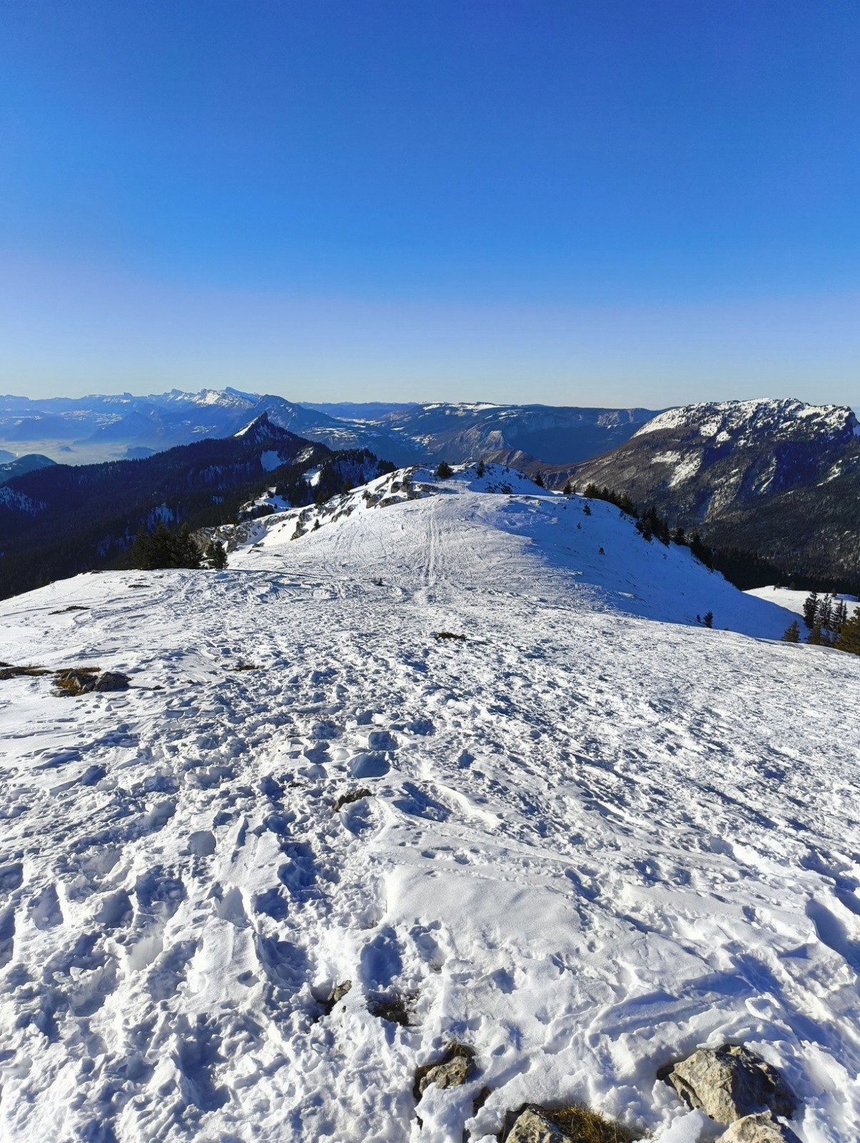 #1 Sous le sommet Sous le sommet