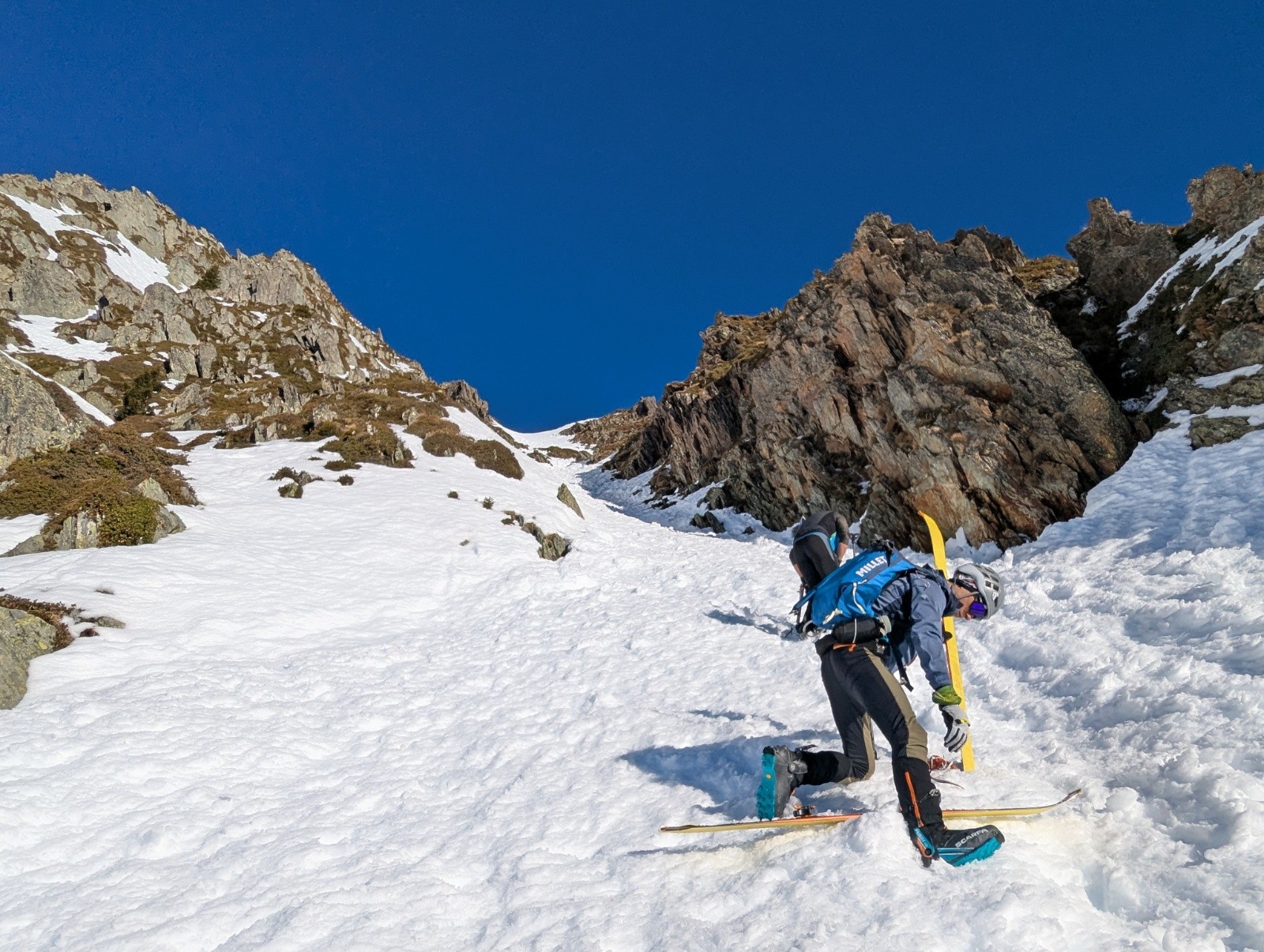 Les gars chaussent les crampons&nbsp;