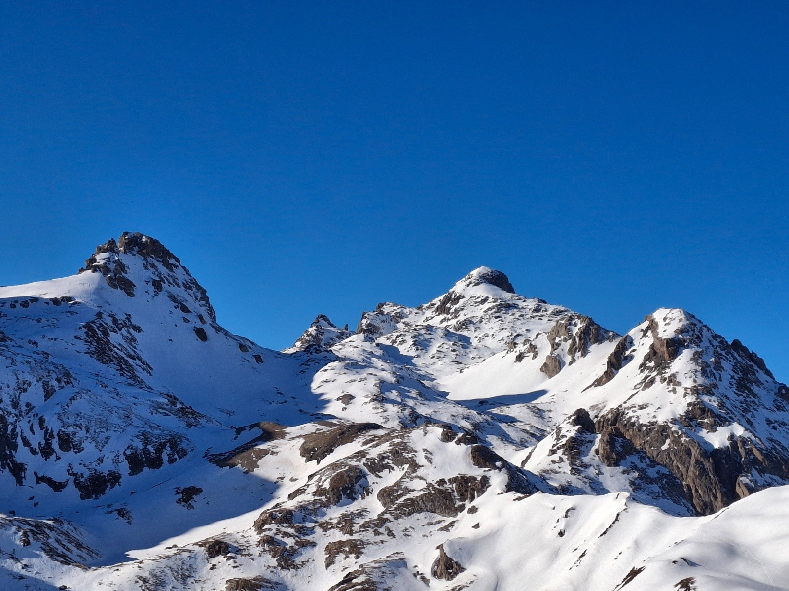 Galibier Est au milieu et le Ouest au fond