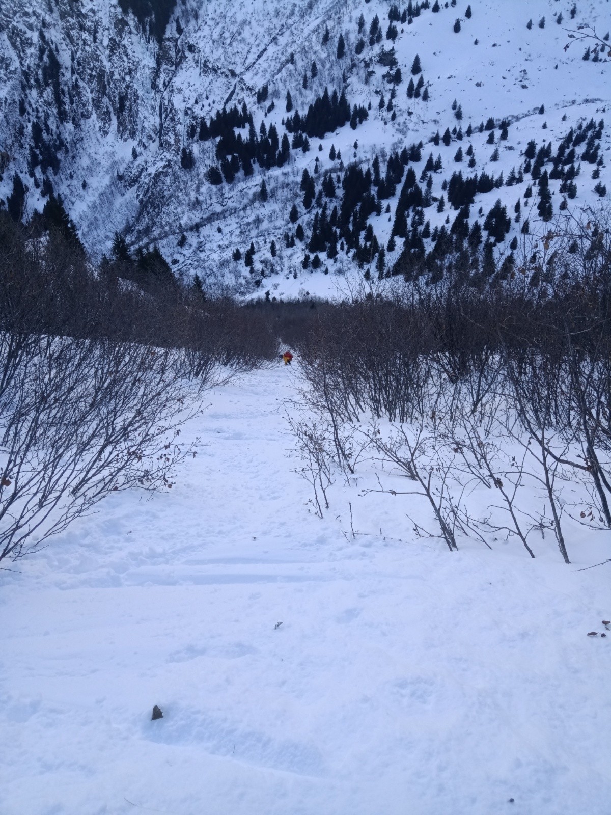 Emeric au bout du couloir