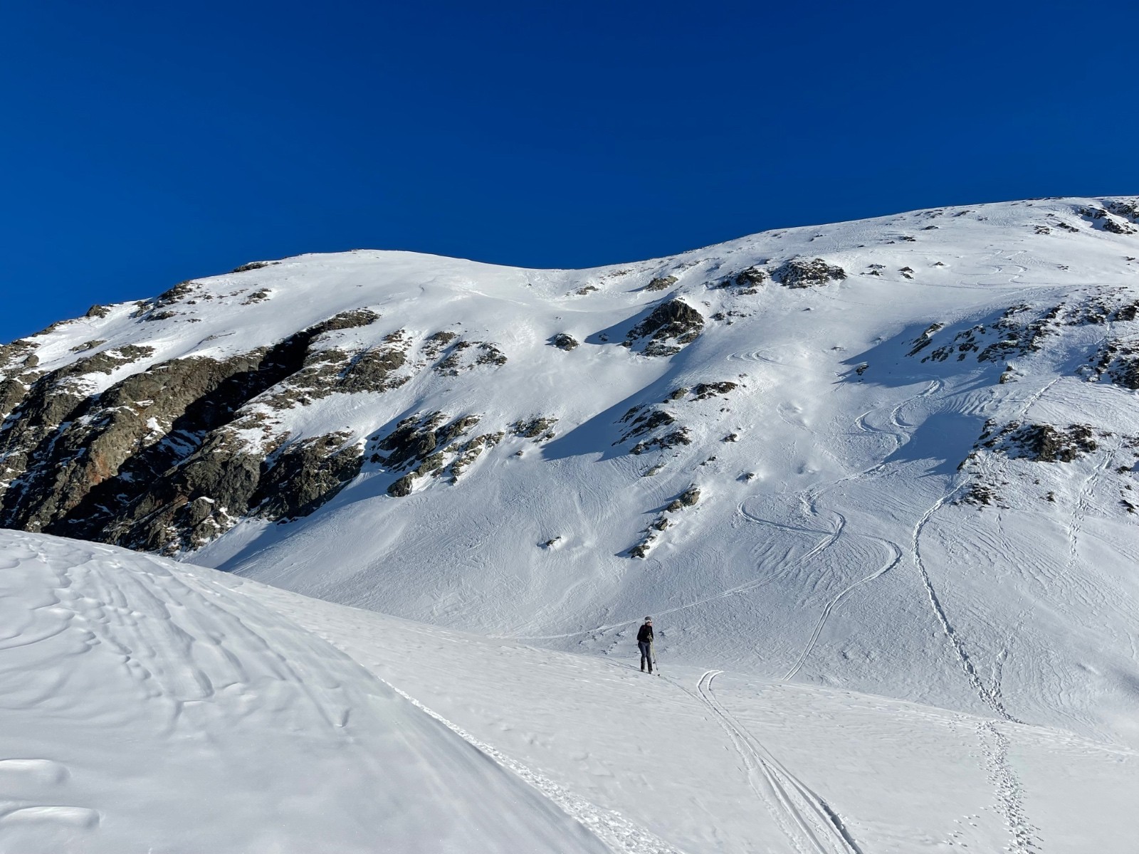  Descente du Replomb en ouest, sauvage et lunaire 