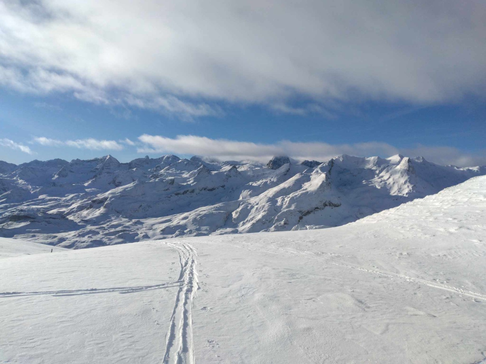 Vers Anéou, depuis le col