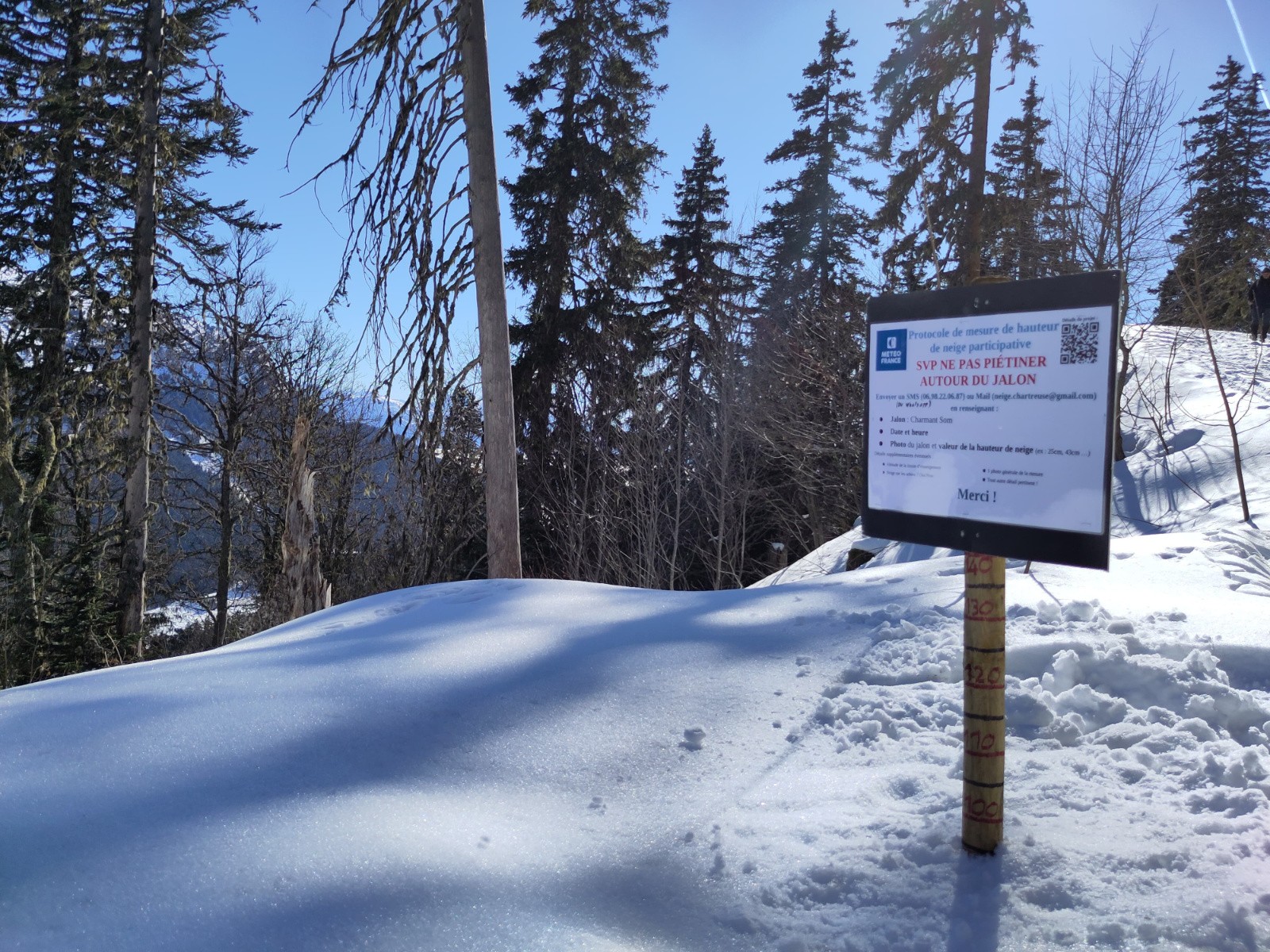 #2 Jalon de mesures installé Jalon de mesures installé