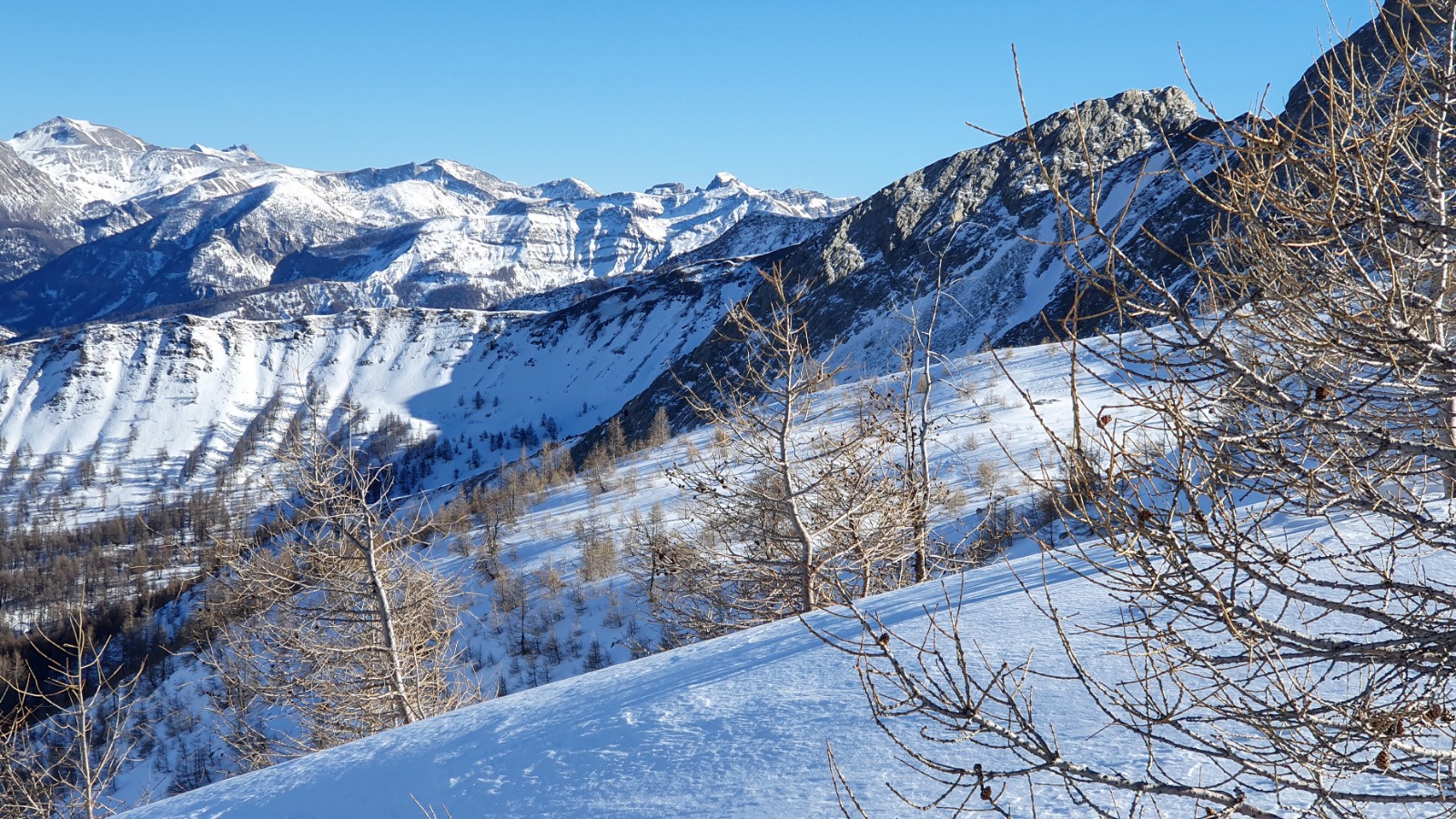 Pelat et Tours du lac d'Allos 