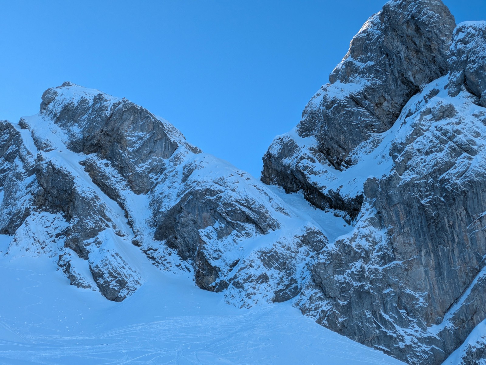 Couloir du Tchadar, côté Tardevant, je le mets dans la liste pour une prochaine