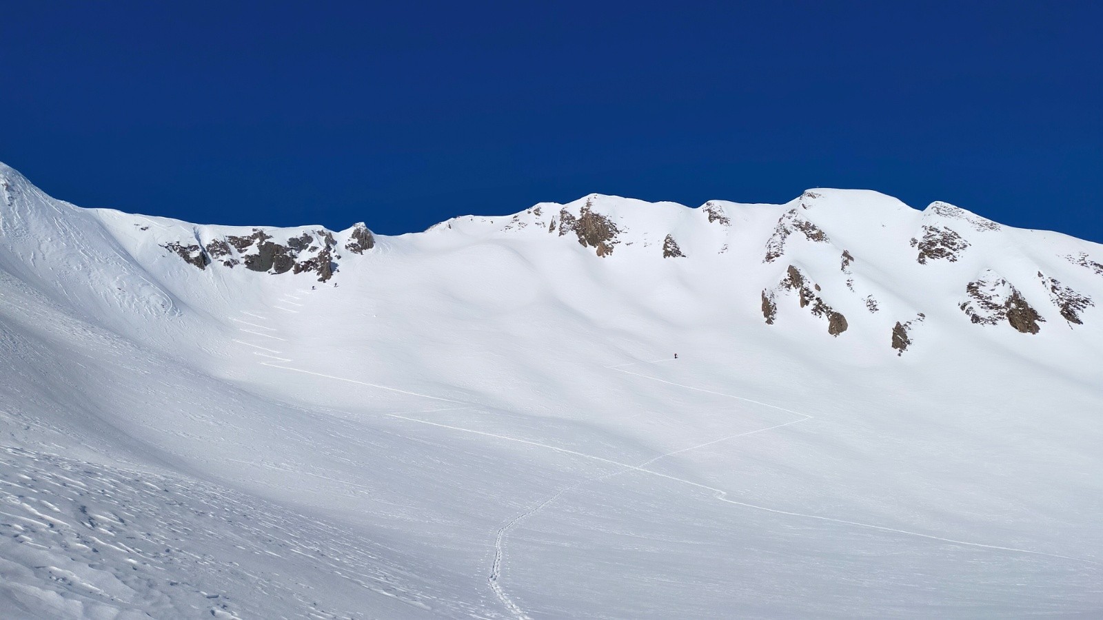 Bige a opté pour la droite