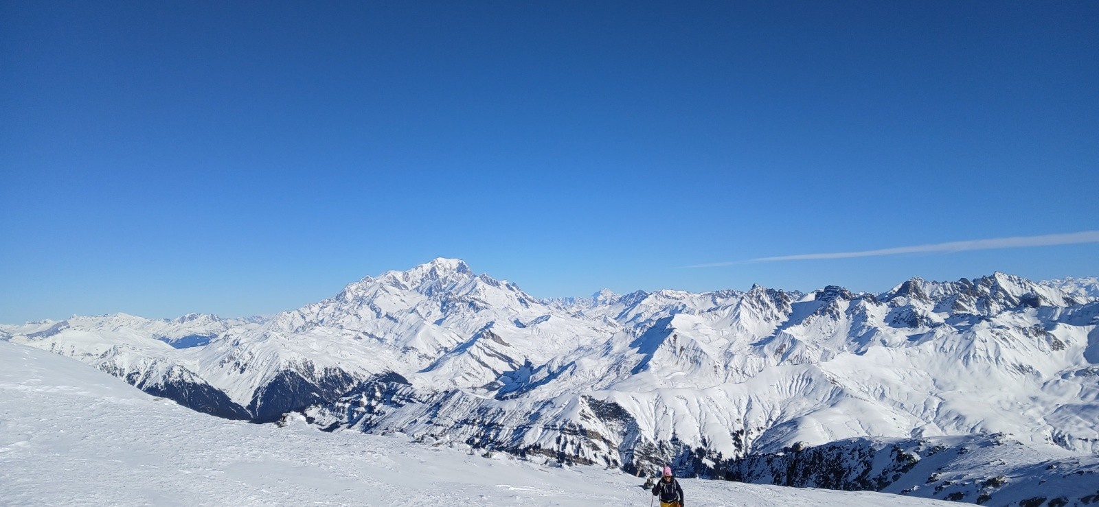 Le Mont Blanc, qui a quitté son lenticulaire du matin