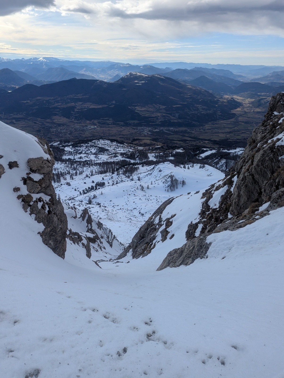  Couloir sous la breche, ça sort pas en bas