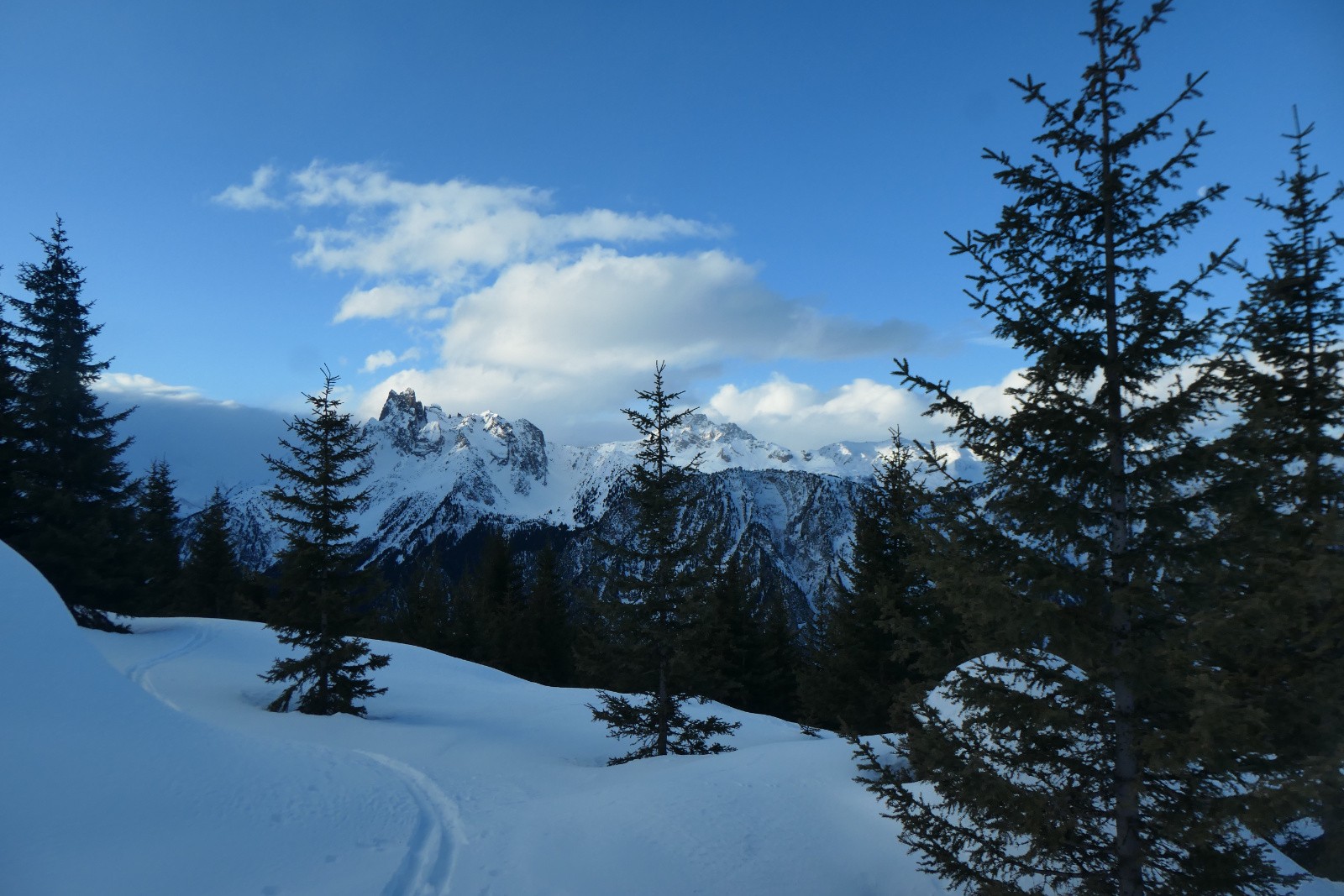 Poudre sur fond de Portetta 