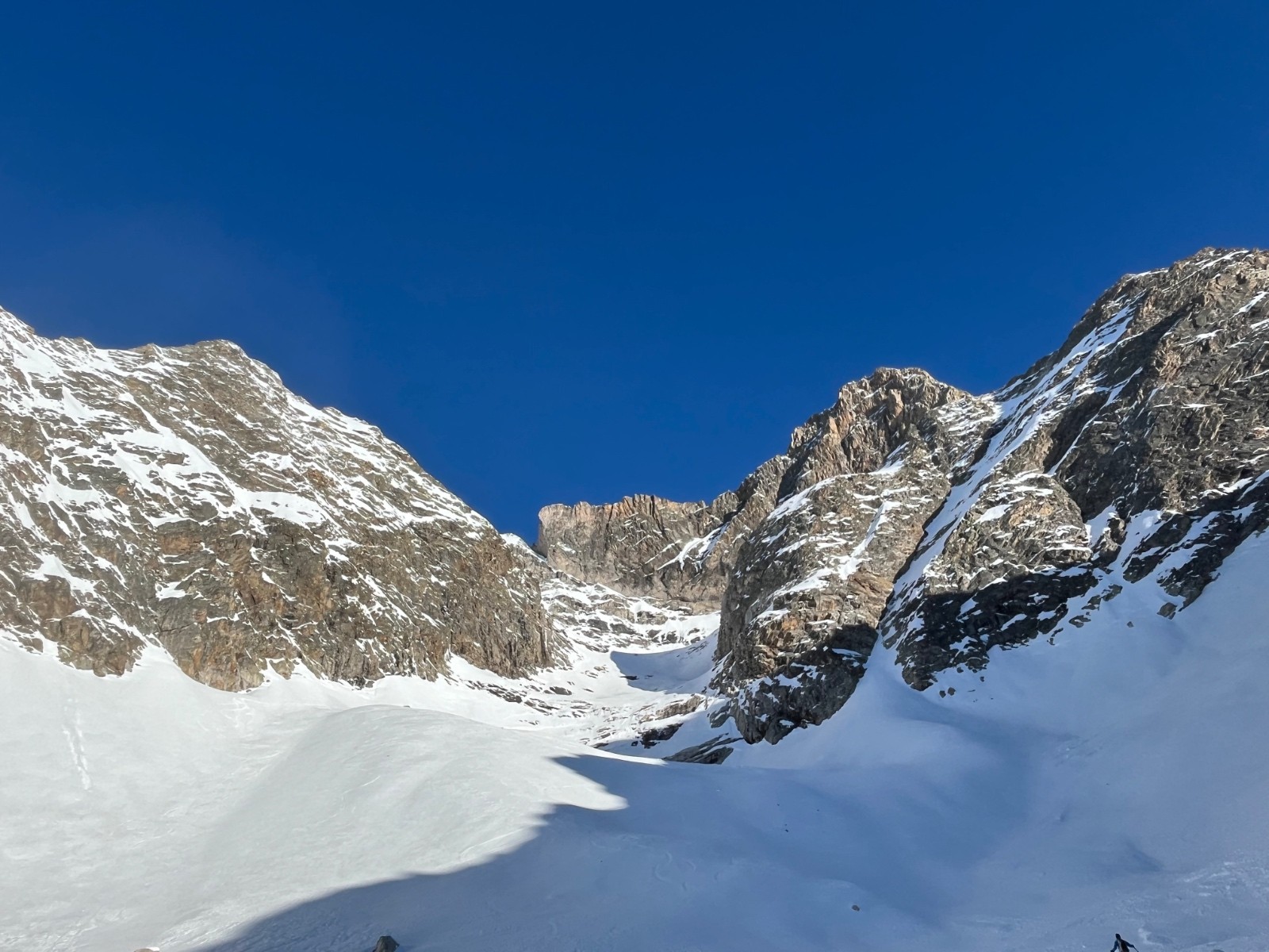 J2: Cirque d’accès au glacier sud de la Glière