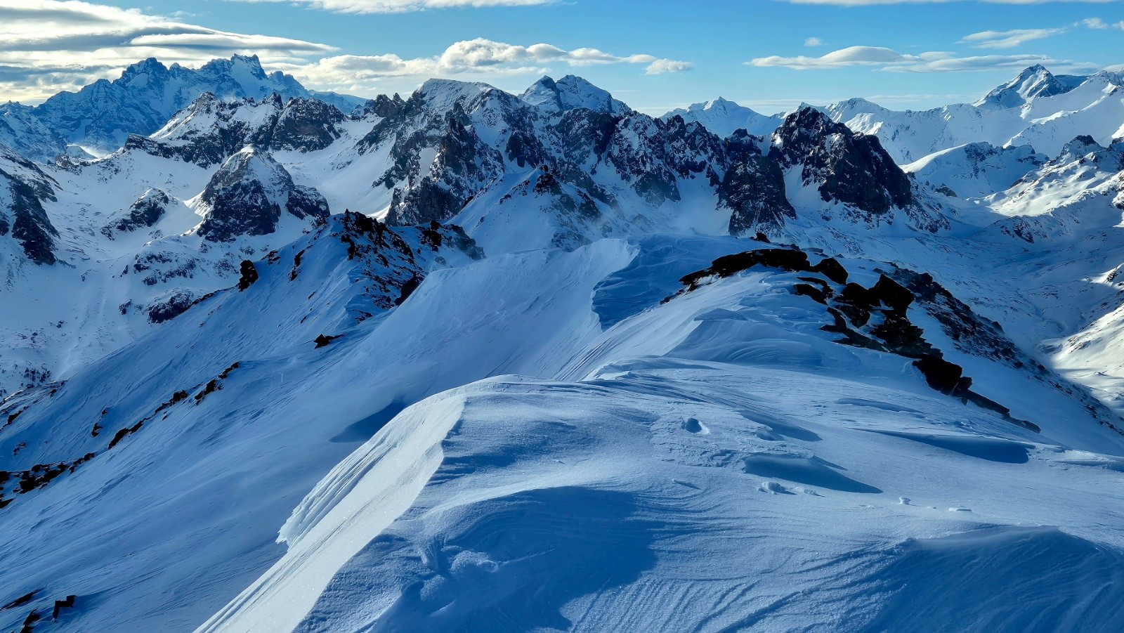  Vers l Ouest depuis le Rocher de la Gde Tempete. Au fond la Meige le Pavé et le Rateau