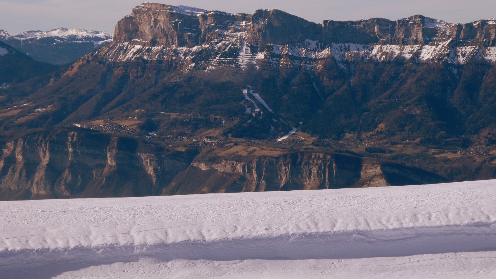 Chartreuse : chaîne commençant par la Dent de Crolles 