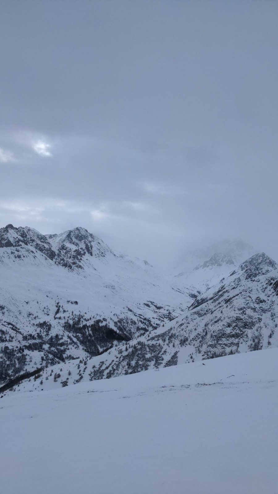 Le Grand Galibier dans les nuages