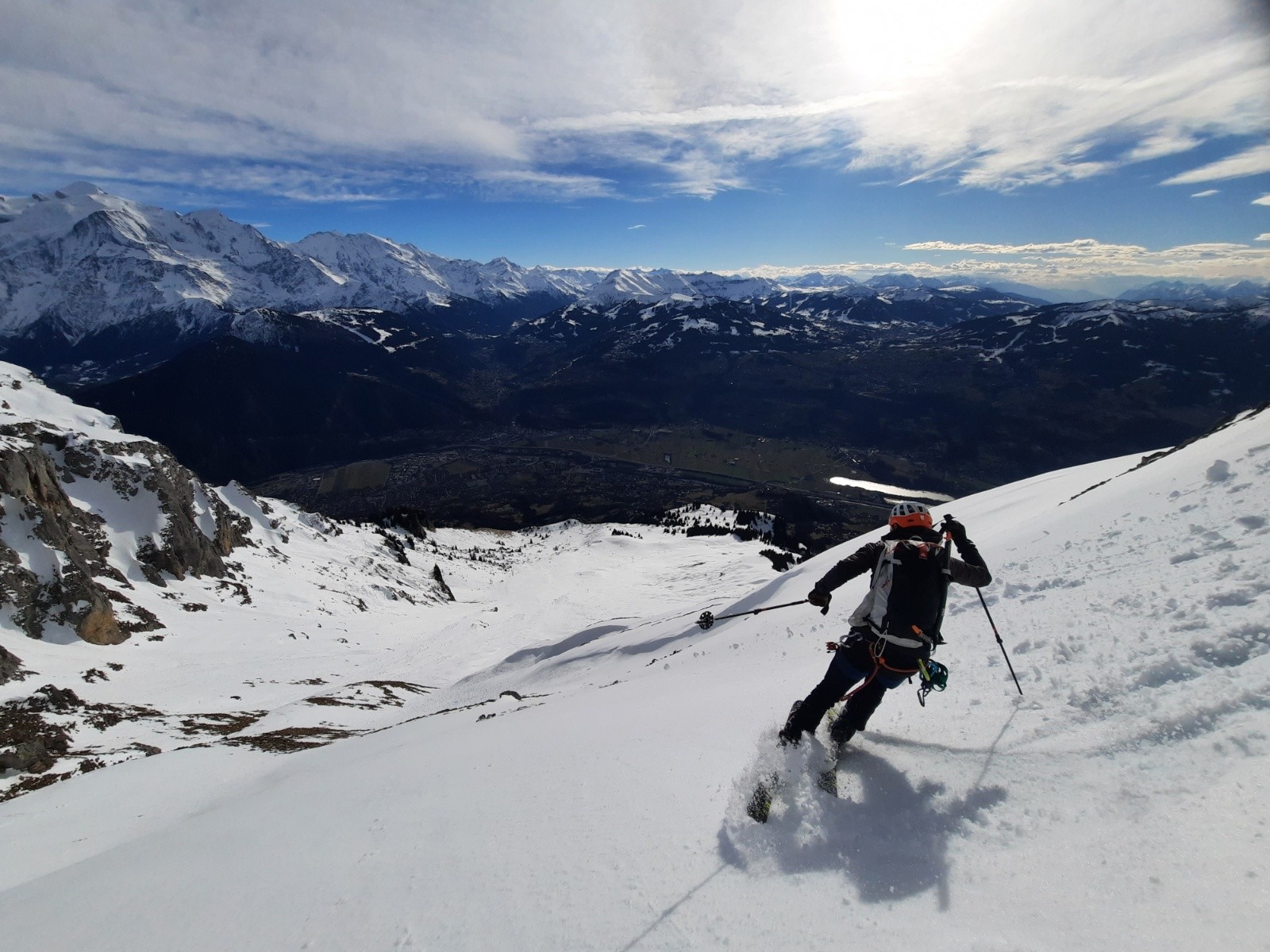  Direction la bagnole dans la moquette et face au mont blanc. 