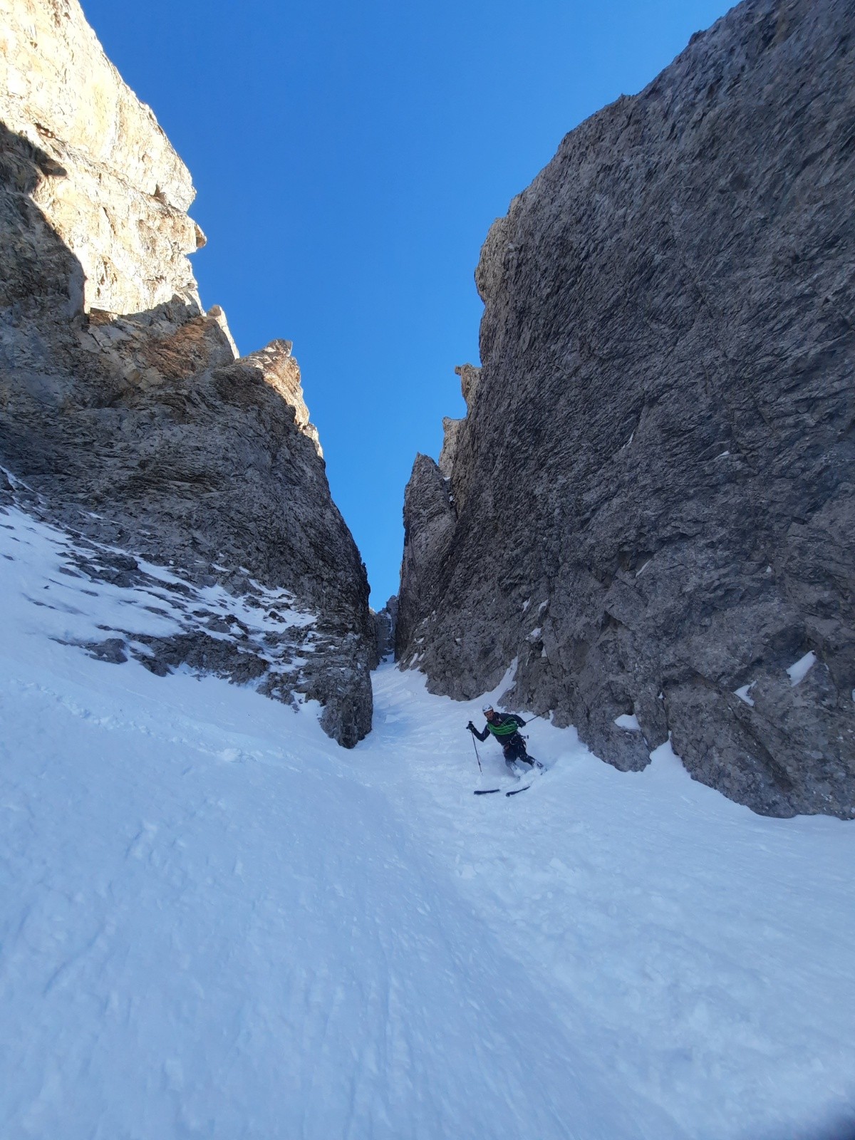  La sortie du couloir 