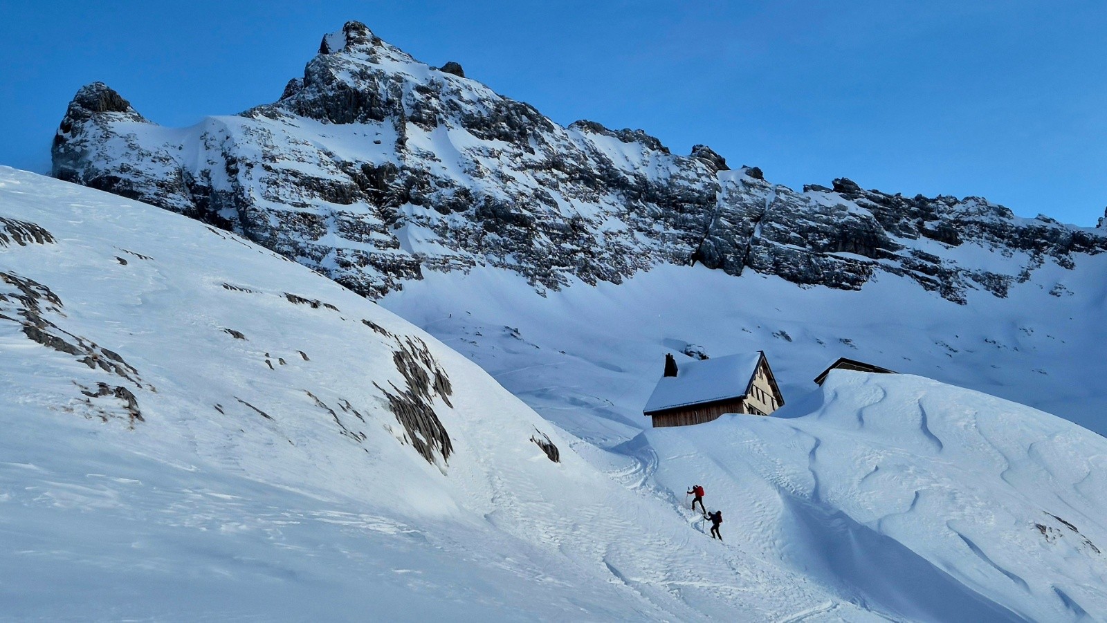 Arrivée au refuge de la Pte Percée&nbsp;