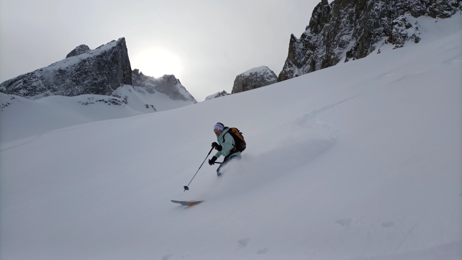 Gwen sous fond de Grand Pic&nbsp;