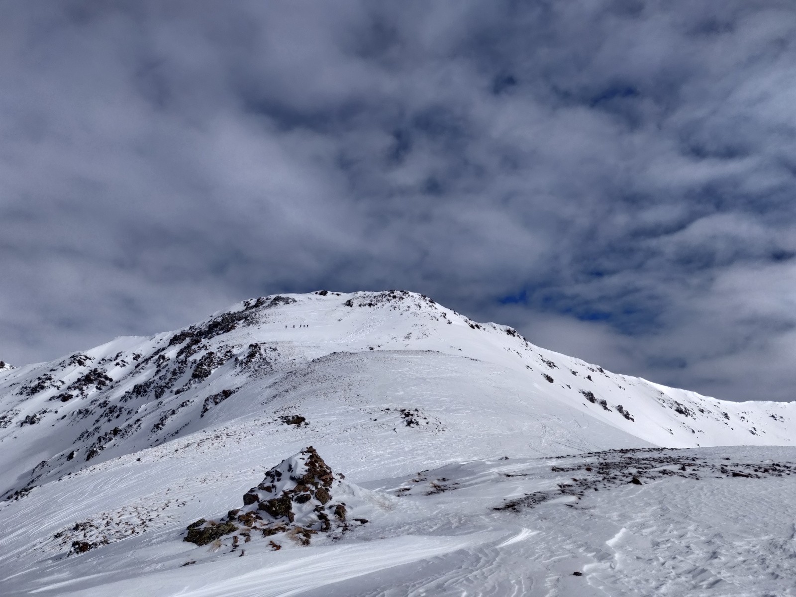 croupe vers le point 2713m depuis la col de l'Aiguillette 