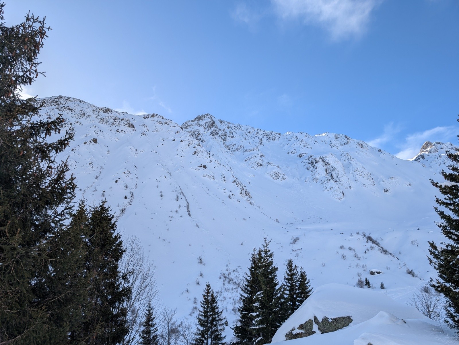 les couloirs nord du Sambuis