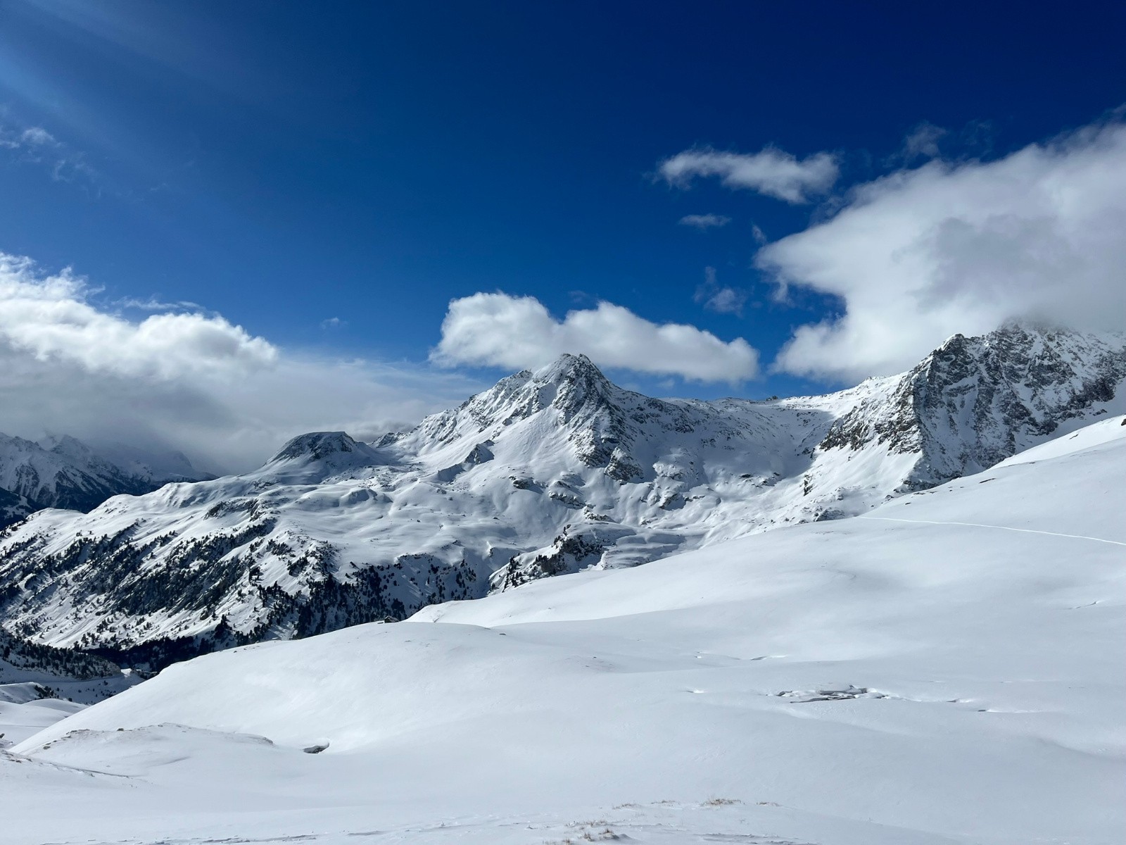 Vue col de la masse (déconseillé par le gardien du refuge) 